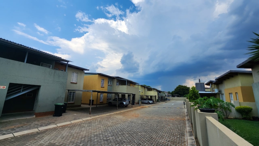 To Let 3 Bedroom Property for Rent in Waterval East North West